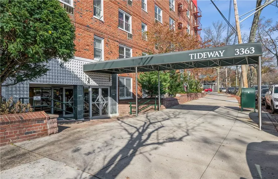 3363 Sedgwick AVE #2B, Bronx, NY 10463