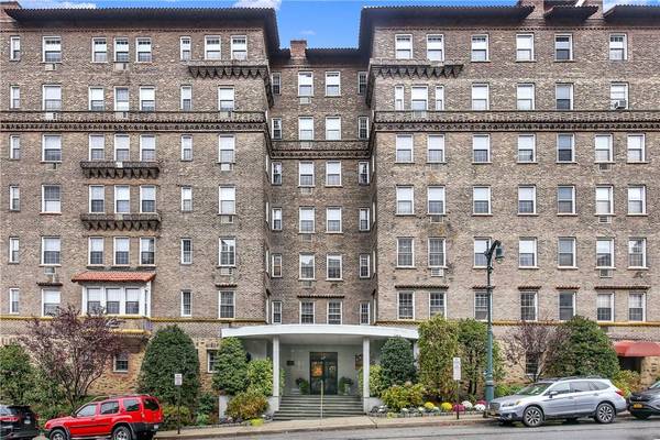 16 N Chatsworth AVE #204,  Larchmont,  NY 10538