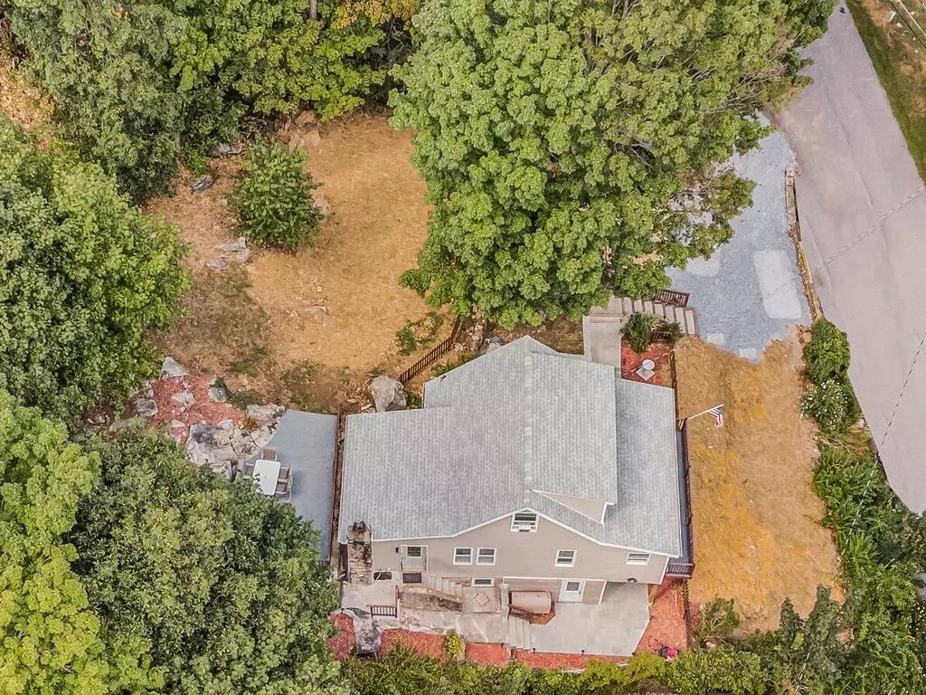 Patterson, NY 12563,9 Ipswich RD