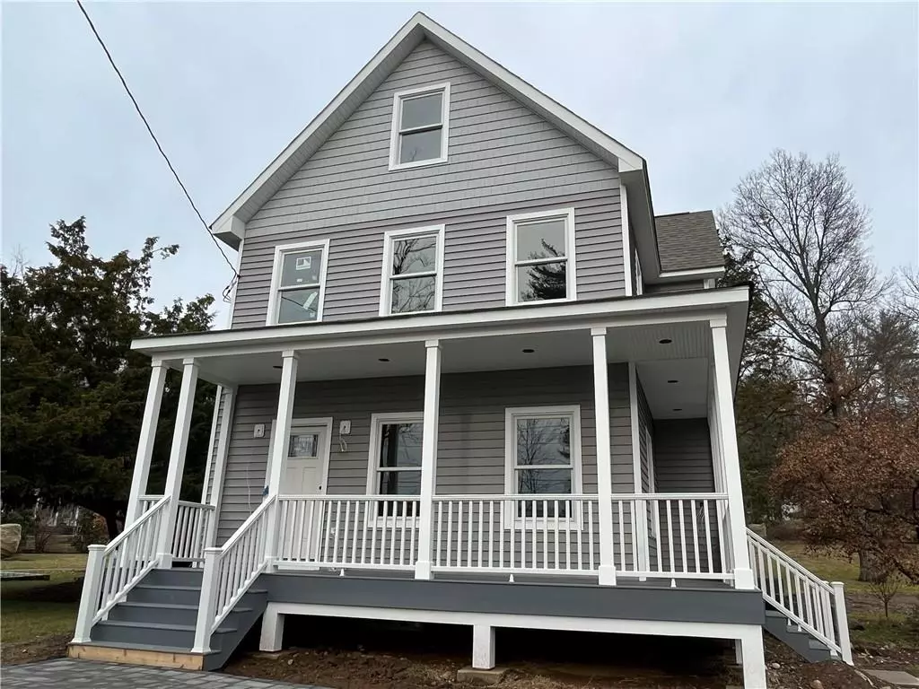 West Nyack, NY 10994,108 N Greenbush RD