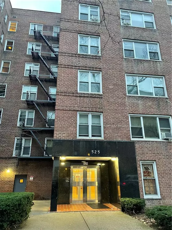 525 W 236th ST #2G, Bronx, NY 10463