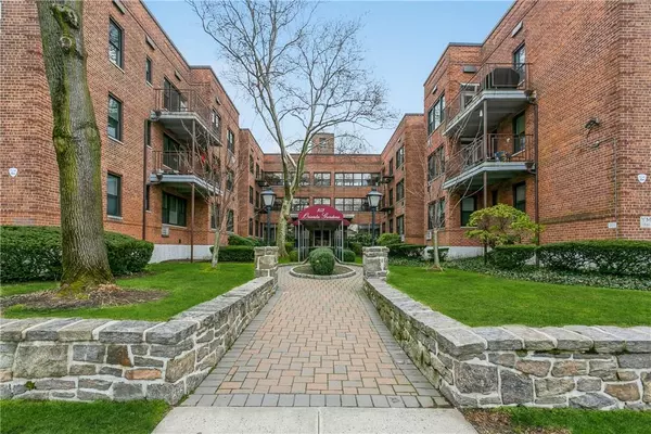 953 W Boston Post RD #1S, Mamaroneck, NY 10543