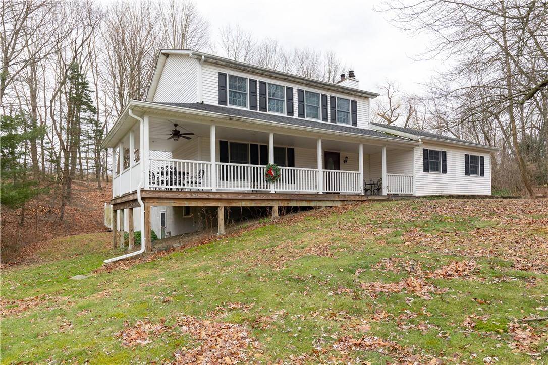 12 Ohare DR, La Grange Ville, NY 12540