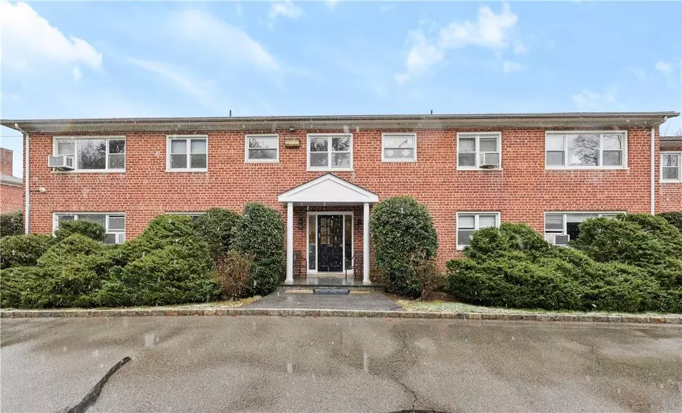 338 N State RD #3F, Briarcliff Manor, NY 10510