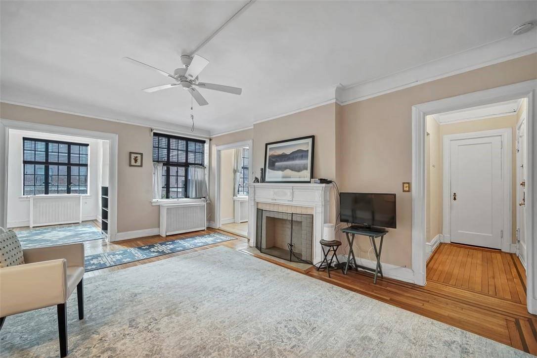 292 Main ST #1F,  White Plains,  NY 10601