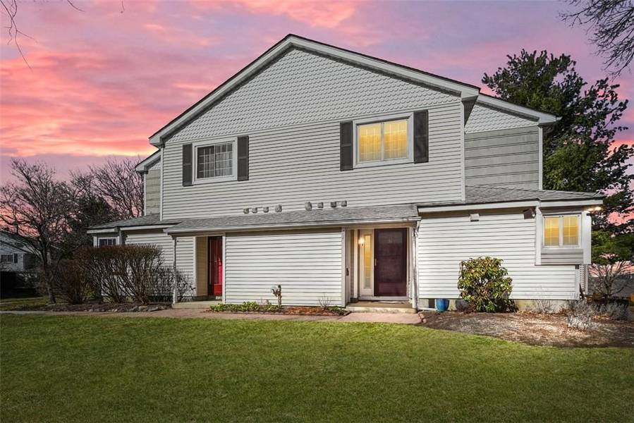 31 Magnolia LN, Warwick, NY 10990