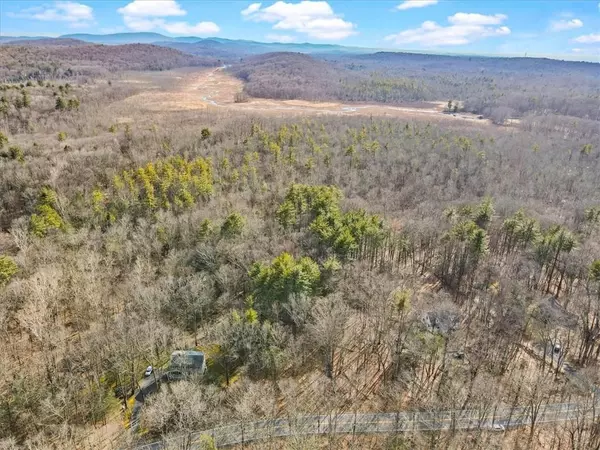 1037 Old Post RD, New Paltz, NY 12561