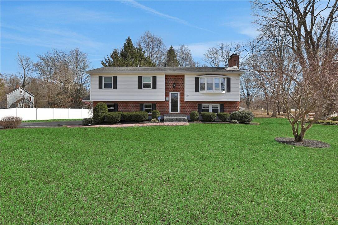 205 Maple AVE, Tillson, NY 12486