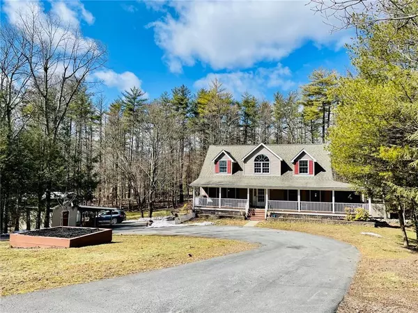 56 Brink RD, Saugerties, NY 12477