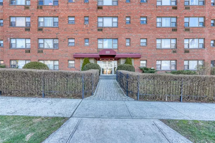 222 N BROADWAY AVE #5F, Yonkers, NY 10701