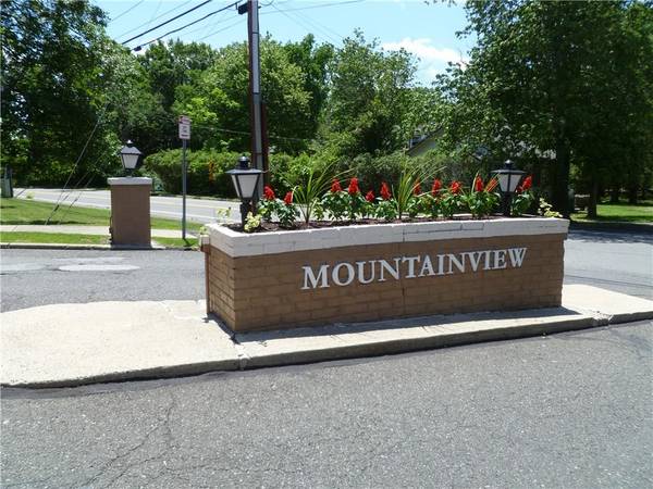 95 Sierra Vista LN, Valley Cottage, NY 10989