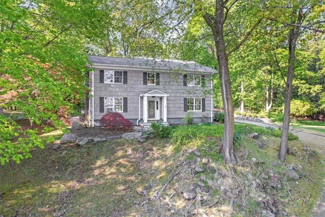 Croton-on-hudson, NY 10520,405 Springvale RD