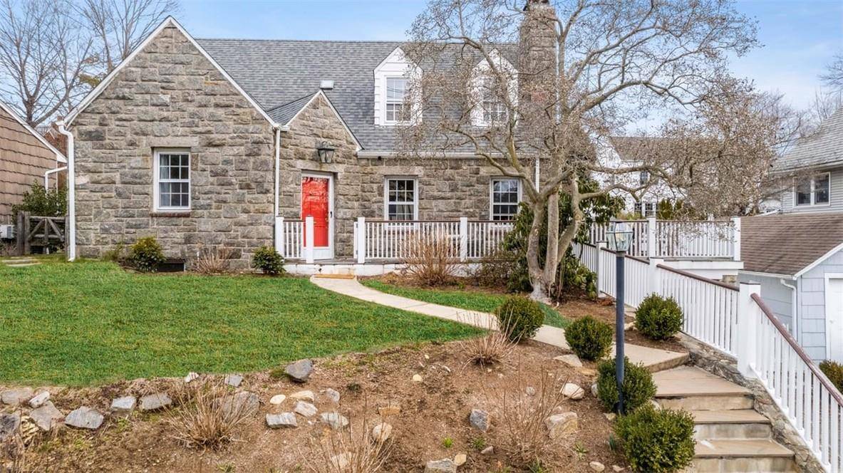 347 Oakland Beach AVE, Rye, NY 10580