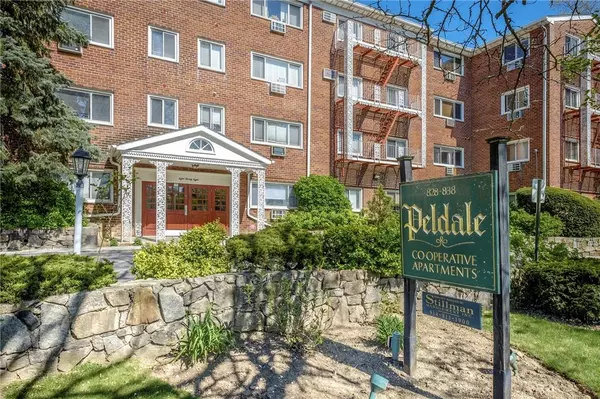 New Rochelle, NY 10801,828 Pelhamdale AVE #1O