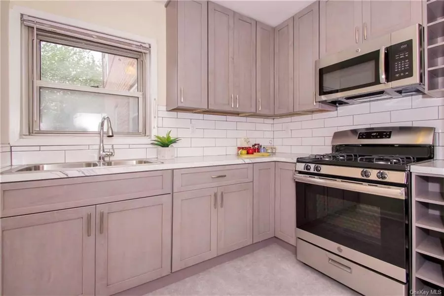 330 S Broadway #A6, Tarrytown, NY 10591