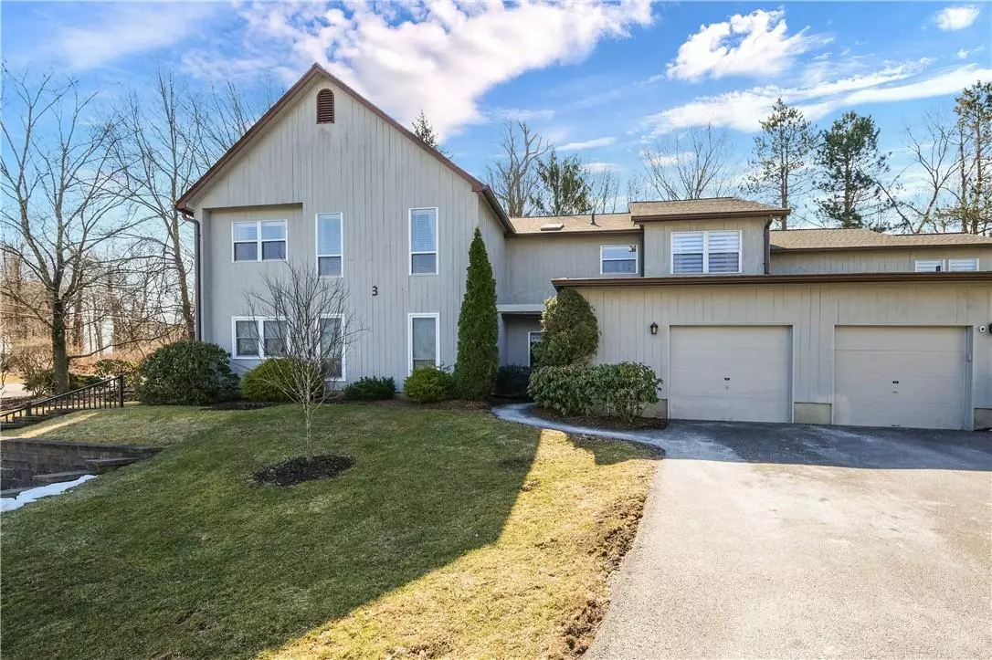 Yorktown Heights, NY 10598,3 Woods View CT #2