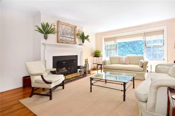 12 Alden PL #2C, Bronxville, NY 10708