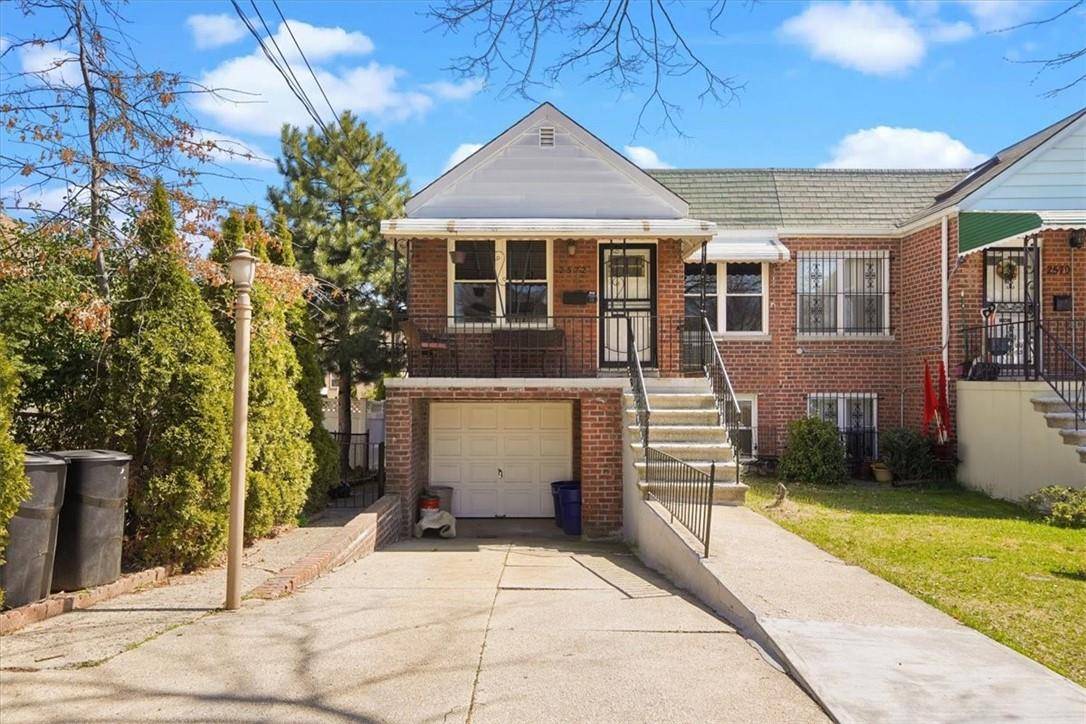 2572 Kingsland AVE, Bronx, NY 10469
