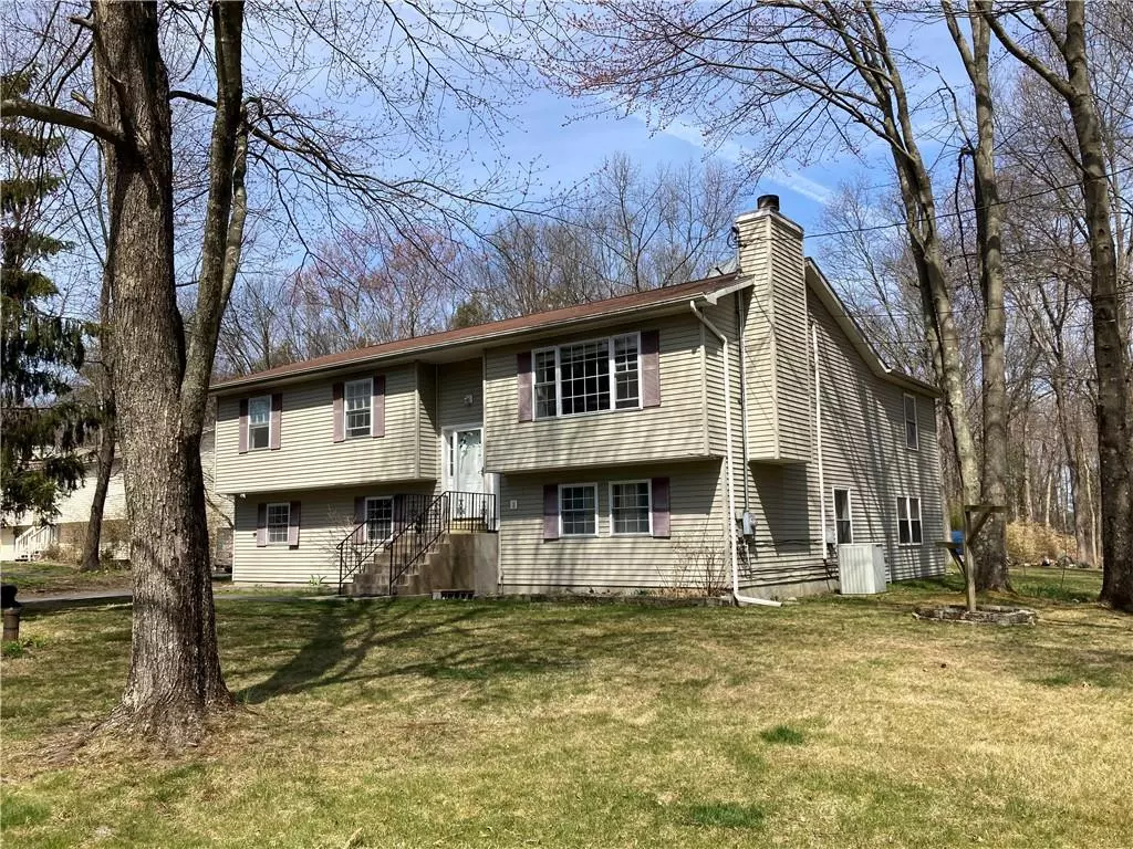 New Paltz, NY 12561,28 Tracy RD