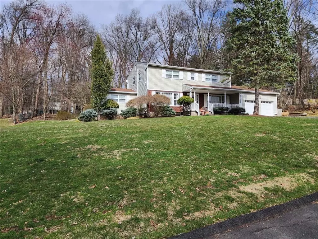 Airmont, NY 10901,8A Augur RD