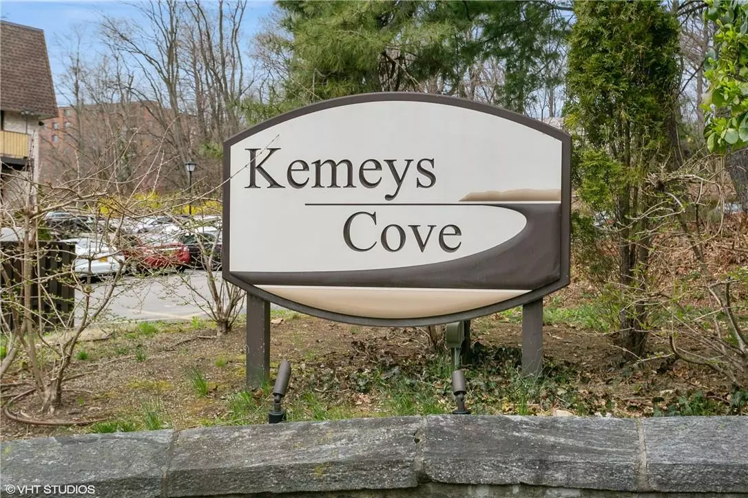 Briarcliff Manor, NY 10510,218 Kemeys CV