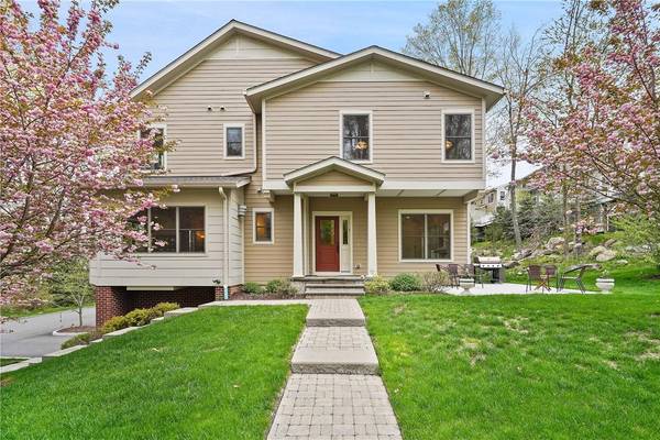 297 Boulder Ridge RD, South Salem, NY 10590