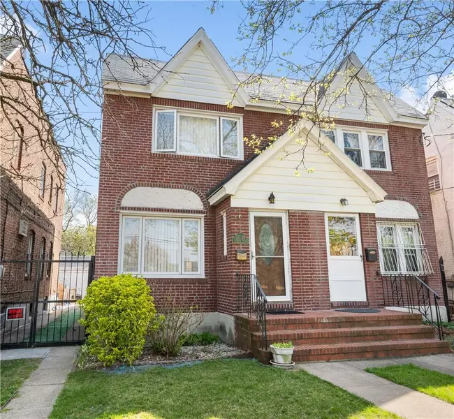 13229 81st ST, Ozone Park, NY 11417