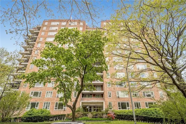 Bronx, NY 10471,5355 Henry Hudson Pkwy #5C