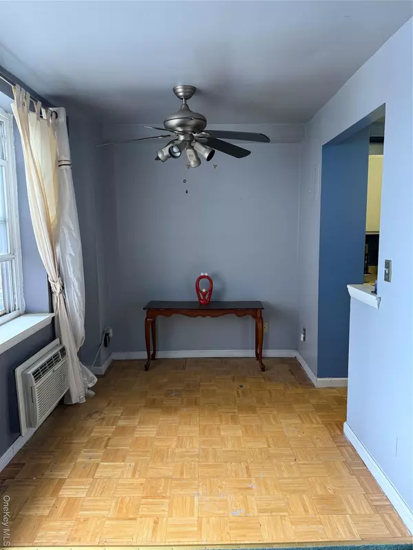 Yonkers, NY 10701,377 N Broadway #201