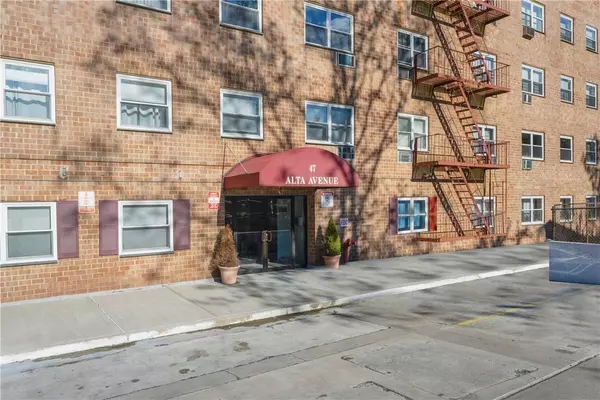 Yonkers, NY 10705,47 Alta AVE #3E