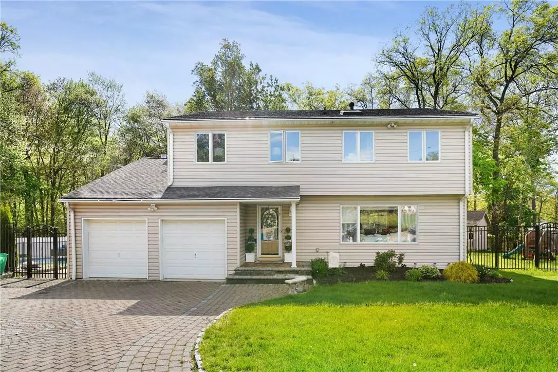 Nanuet, NY 10954,5 Fir CT
