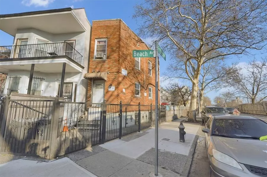 1801 Cross Bronx EXPY, Bronx, NY 10460