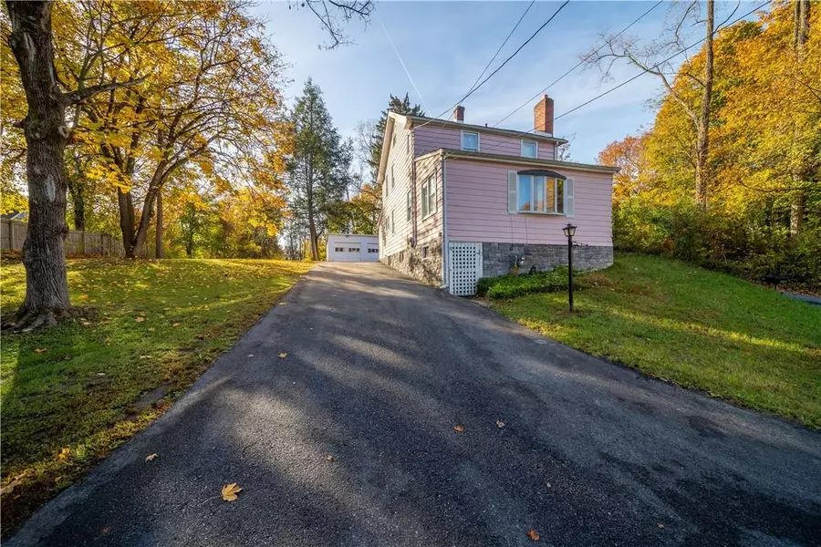 18 Spring ST, Poughkeepsie, NY 12601
