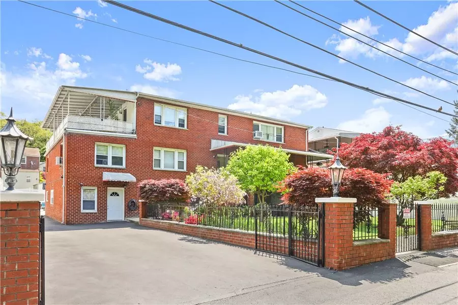 110 Harrison AVE, Yonkers, NY 10705