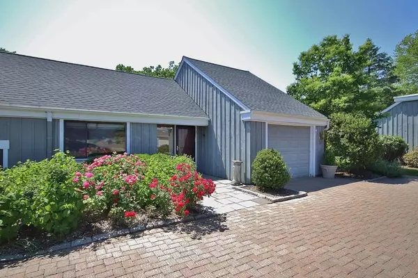 6 Heritage HLS #D, Somers, NY 10589