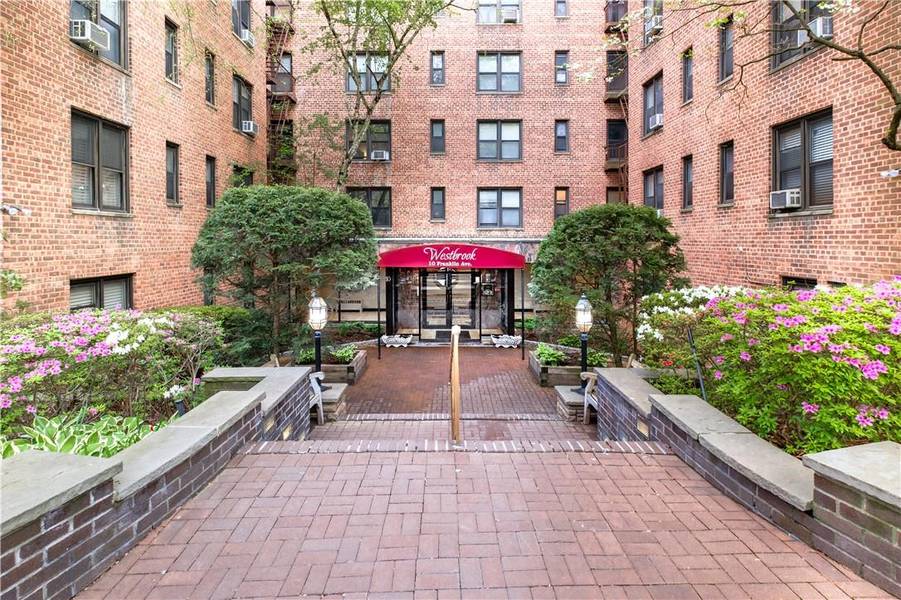 10 Franklin AVE #3A, White Plains, NY 10601