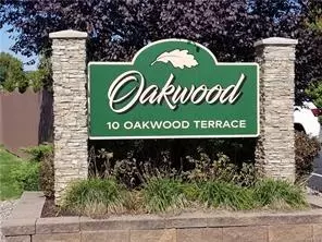 10 Oakwood TER #35, New Windsor, NY 12553