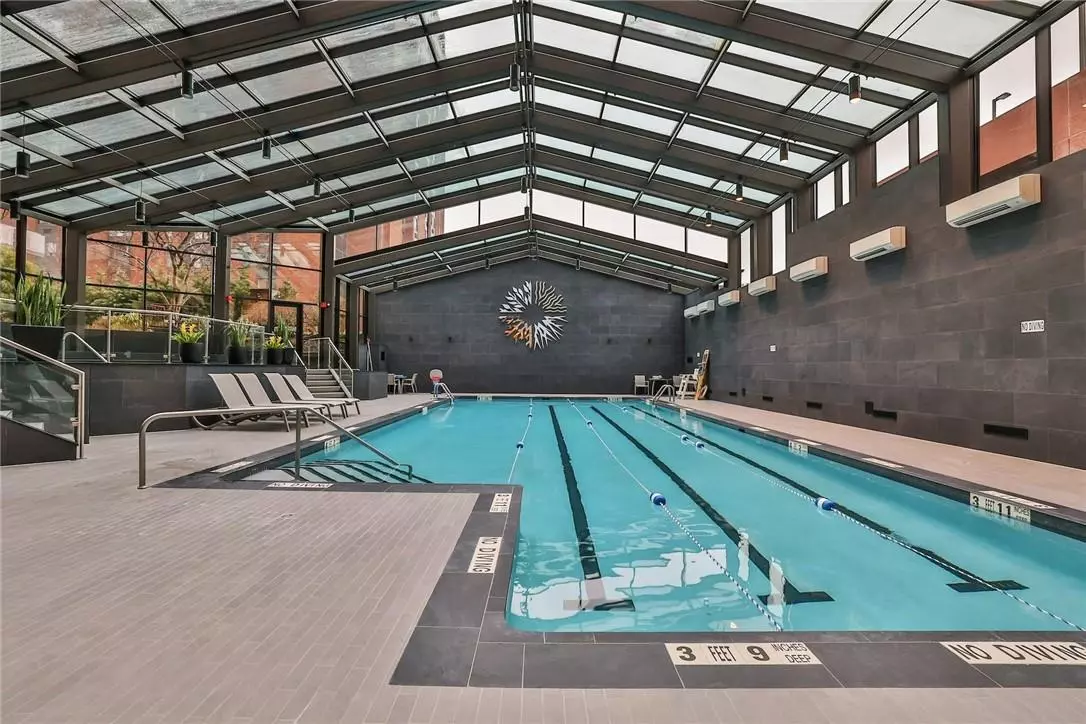 White Plains, NY 10606,4 Martine AVE #201