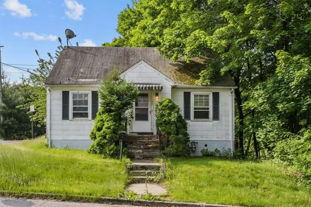 Peekskill, NY 10566,47 Mcguire AVE