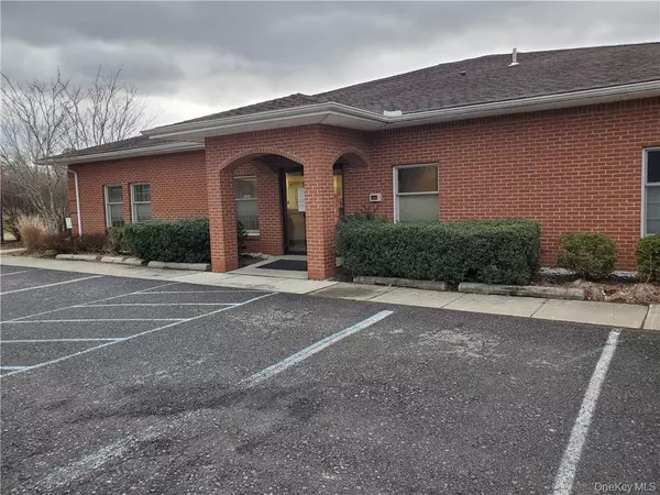 214 West ST #11, Warwick, NY 10990