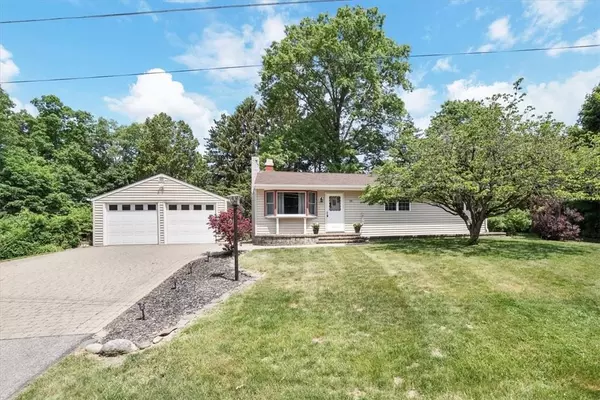 Wappingers Falls, NY 12590,25 Beechwood CIR