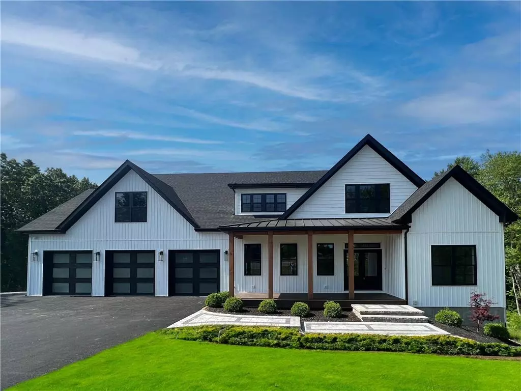 Poughkeepsie, NY 12603,8 Conifer CT