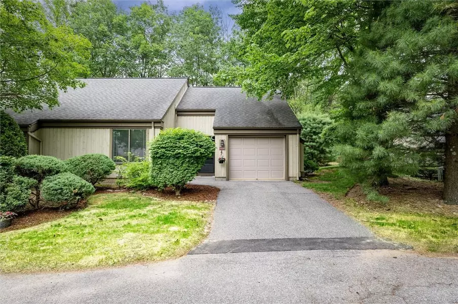 448 Heritage HLS #B, Somers, NY 10589