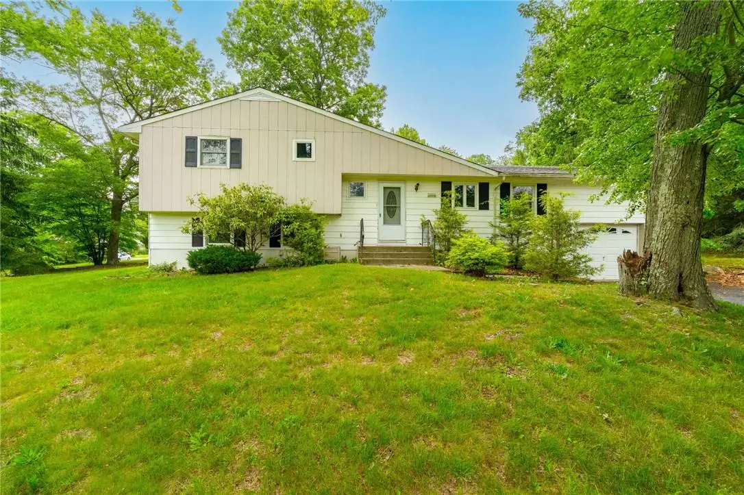 Yorktown Heights, NY 10598,3746 Curry ST
