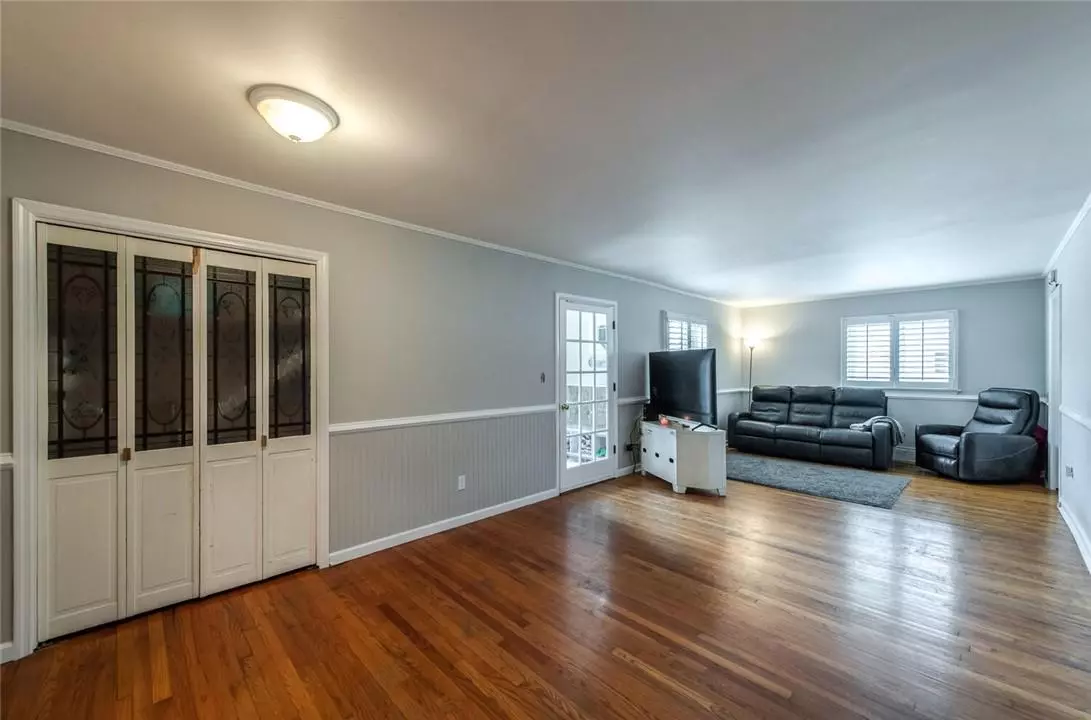 Poughkeepsie, NY 12603,102 Overocker RD #2
