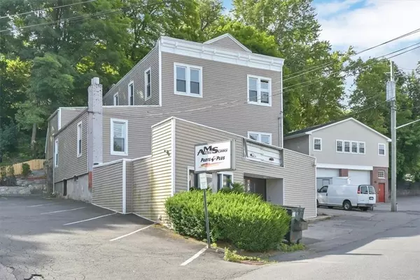 Thornwood, NY 10594,45 Columbia AVE