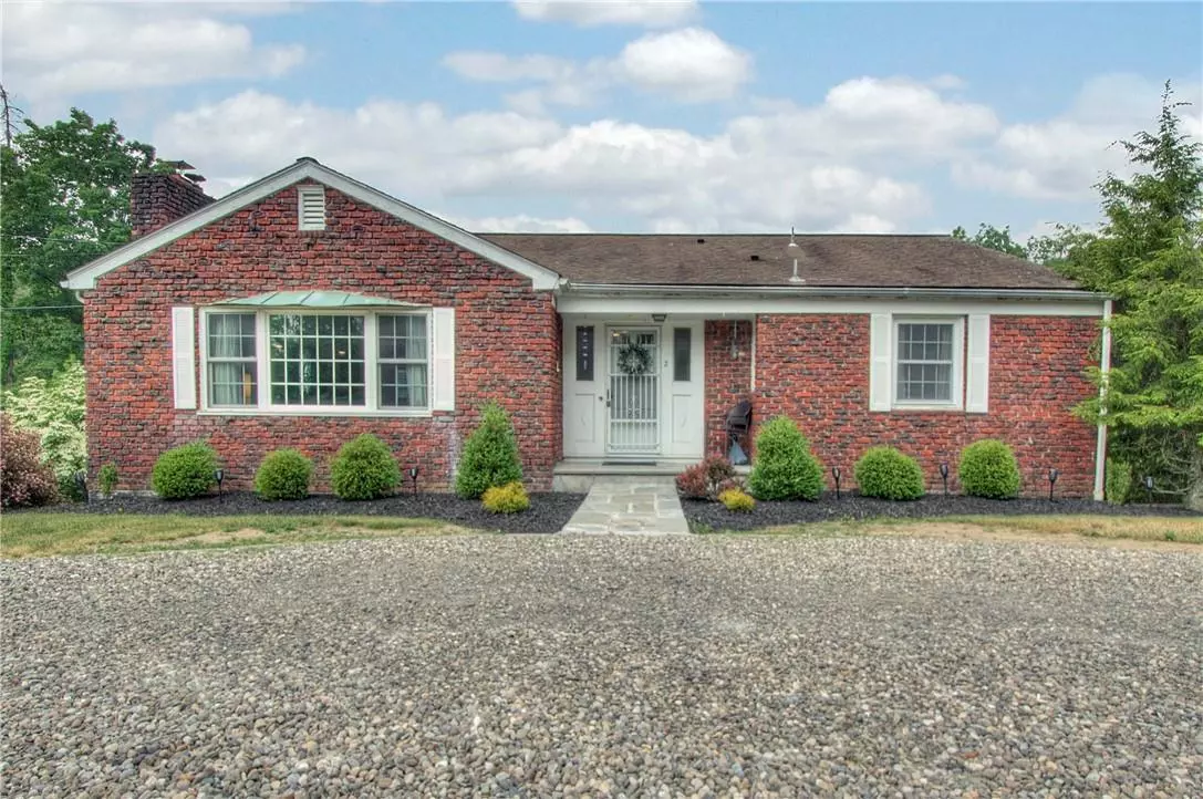 Poughkeepsie, NY 12603,2 Croft Hill RD