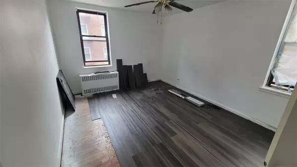 Bronx, NY 10467,3535 Kings College PL #5a