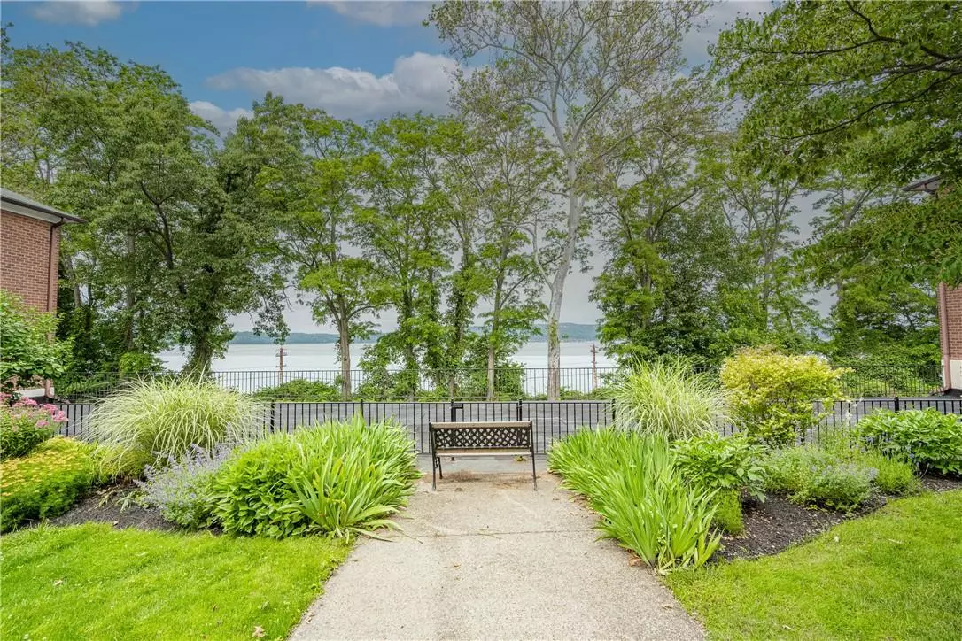 Irvington, NY 10533,286 S Buckhout ST #286