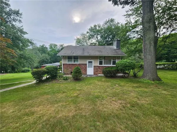 Mahopac, NY 10541,49 Woodbine DR